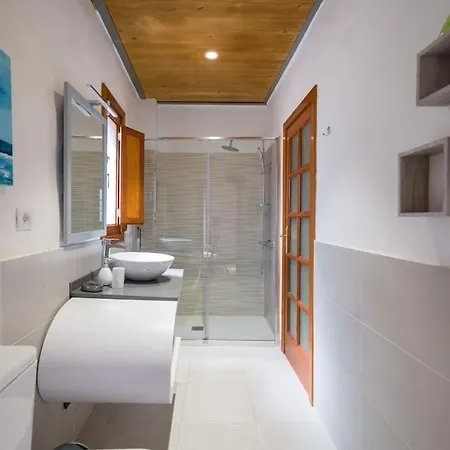 Villa Luxury Banana Haven With Pool By Tenpropertiesgc Arucas