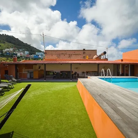 Luxury Banana Haven With Pool By Tenpropertiesgc